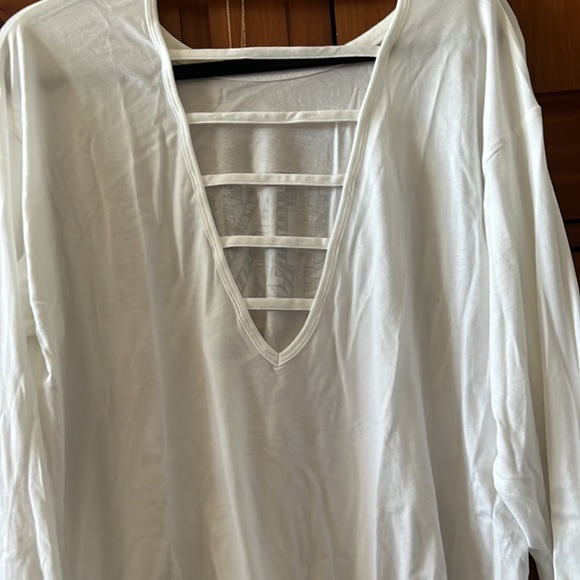 Woman Victoria’s Secret Pink Top Size Large - Picture 4 of 4